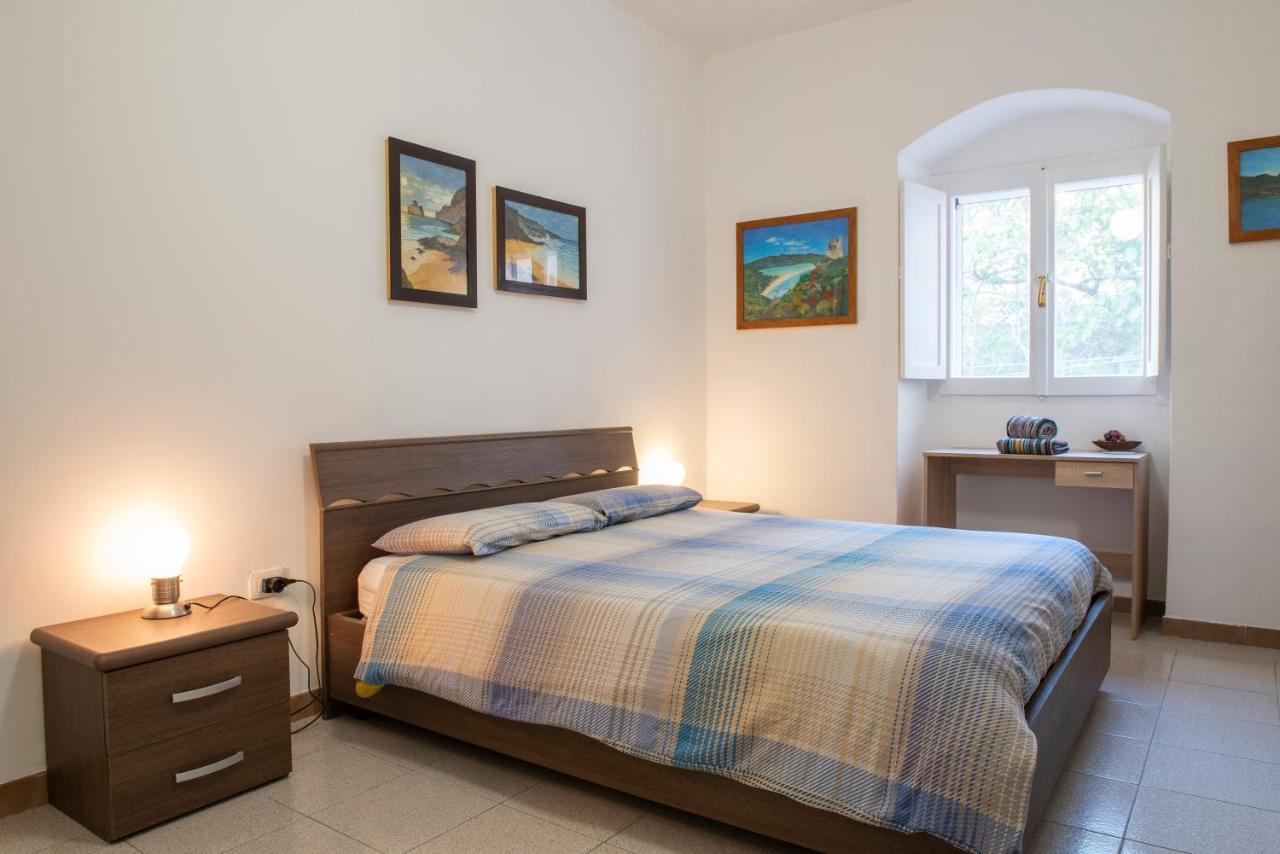 B.I.C. Bed & Breakfast Сасари Екстериор снимка